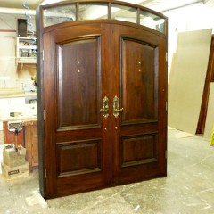 Porte d'entrée de style classique élégance